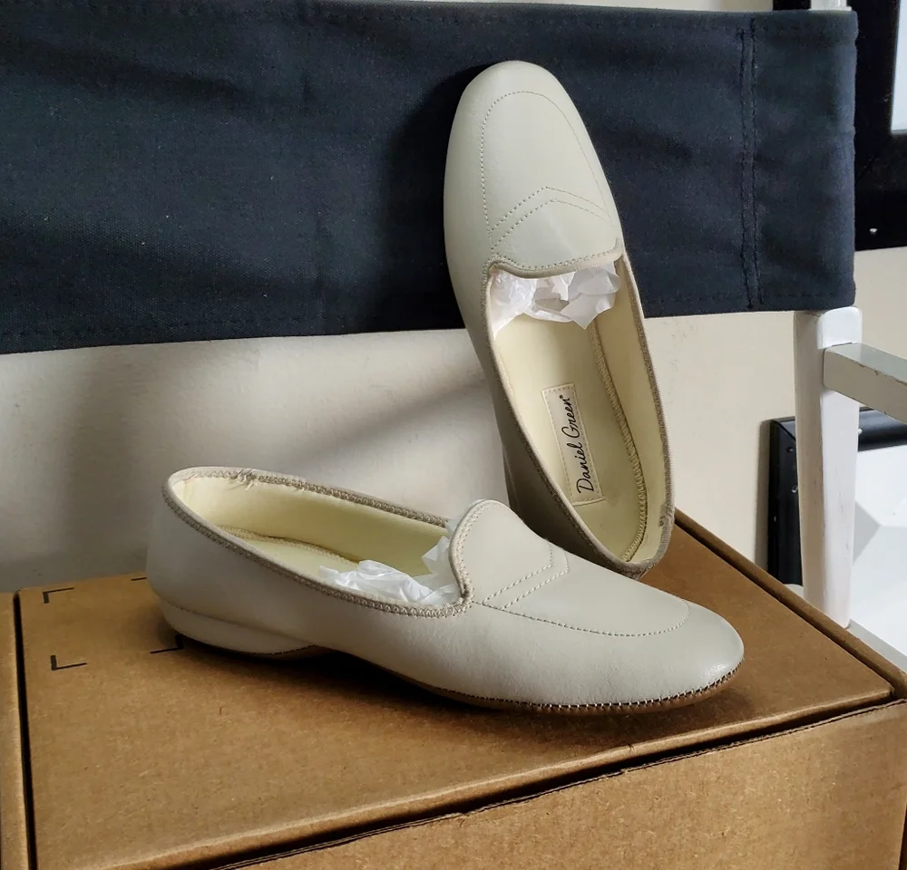 DANIEL GREEN Women's Meg Slipper Size 6.5, Bone - Picture 8 of 9